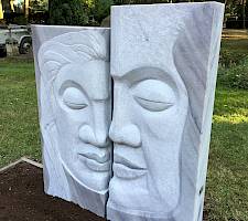 Grabdenkmal aus schlesischem Marmor